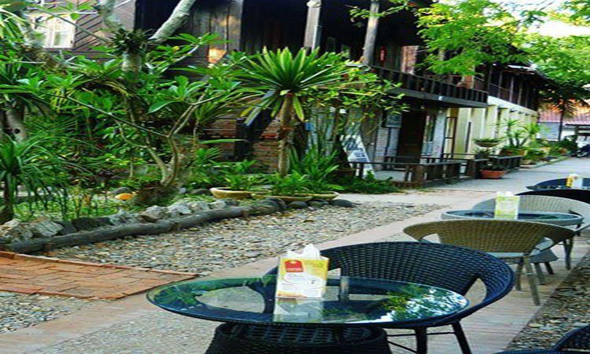 Luang Prabang Oasis Hotel Экстерьер фото